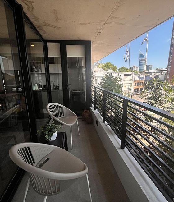 Venta apartamento de dos dormitorios con terraza- Aguada-Be