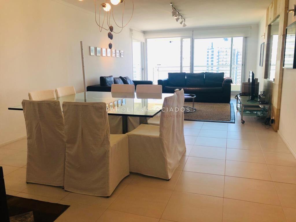 Espectacular apartamento en venta en Forest Punta