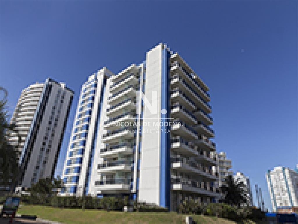 En venta apartamento con agradable vista de 2 en