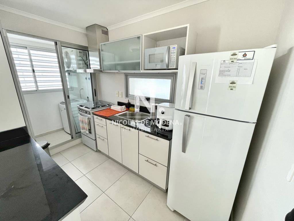 En alquiler de temporada, piso alto con amenities