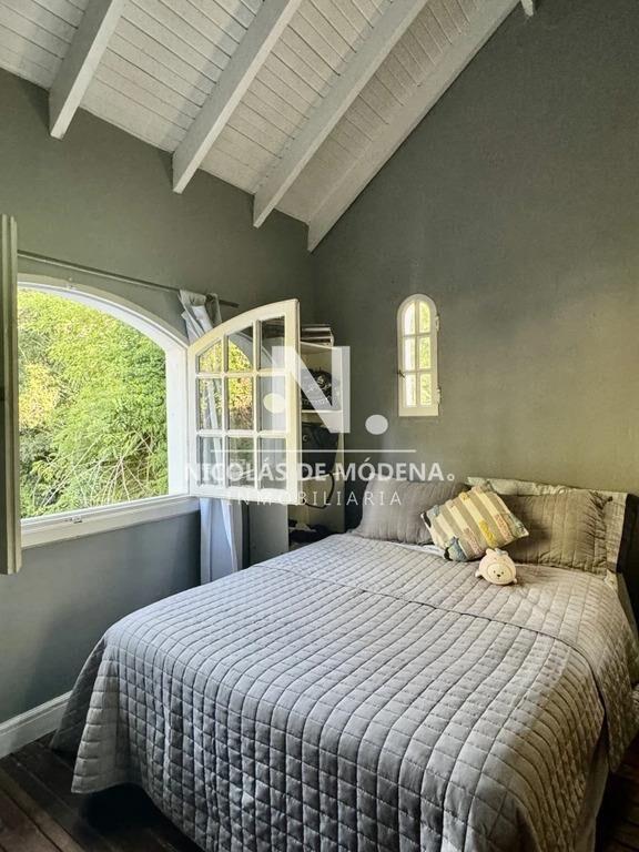 En venta casa en Pinares de 3 dormitorios y amplios espacio