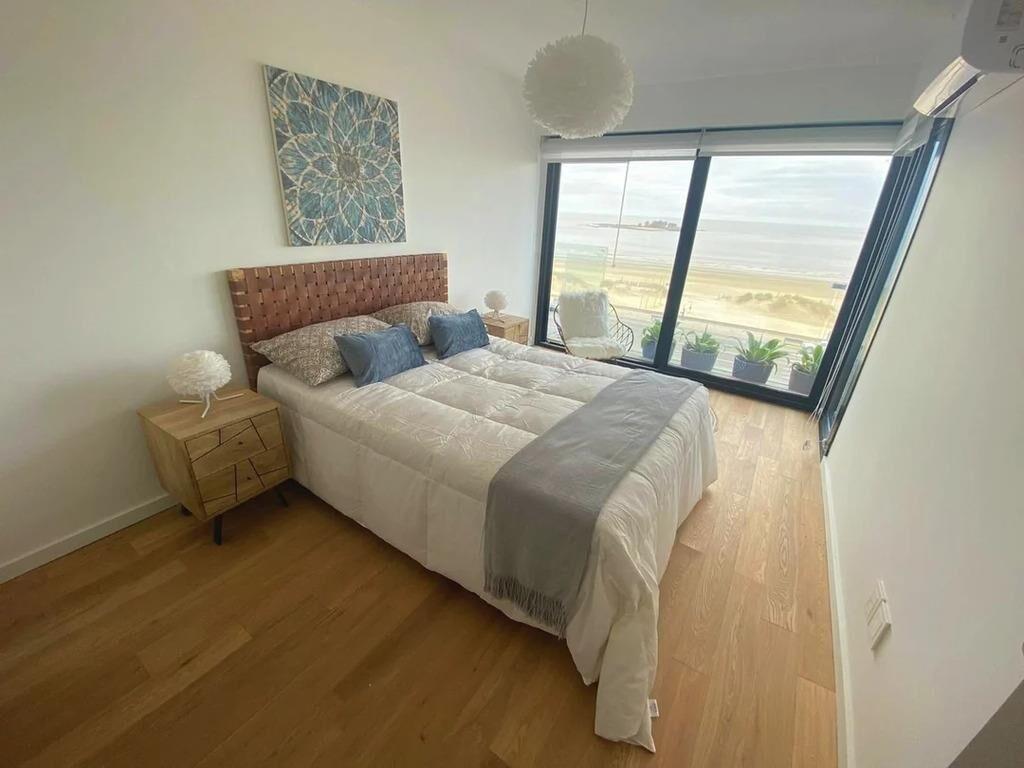 Venta de apartamento de 3 dormitorios en Torre Arenas, Malví