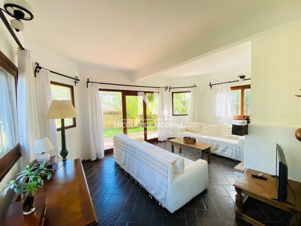 Venta Casa en El Chorro - 5 dorm.