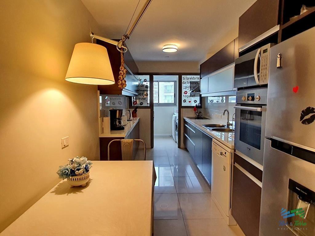Vendo apartamento 3 dormitorios en Torre primera