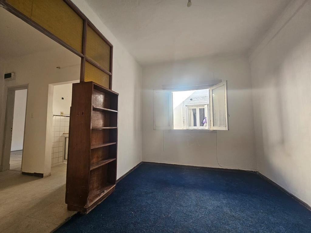 Venta apartamento un domitorio, alquilado - Barrio Sur. Ren