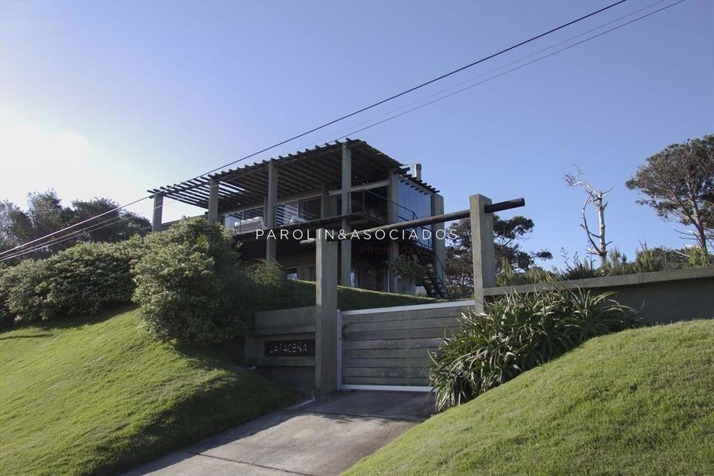 CASA DE 4 DORMITORIOS EN LA JUANITA, JOSE IGNACIO