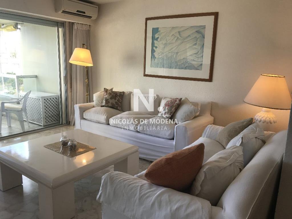 Apartamento en mansa, 3 dormitorios consulte!