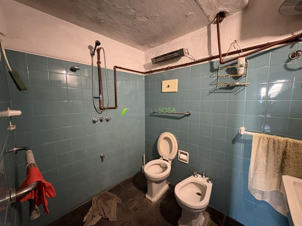 CASA Y 2 LOCALES EN RIO NEGRO ESQ. CERRO LARGO