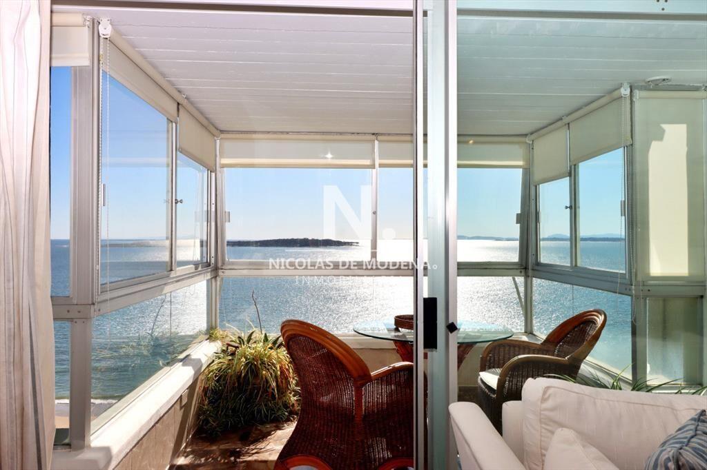Venta de Apartamento de 3 dormitorios Frente al -