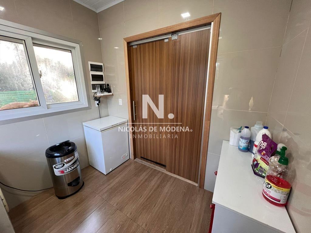 Casa en venta de 5 dormitorios con jardÃ­n  en