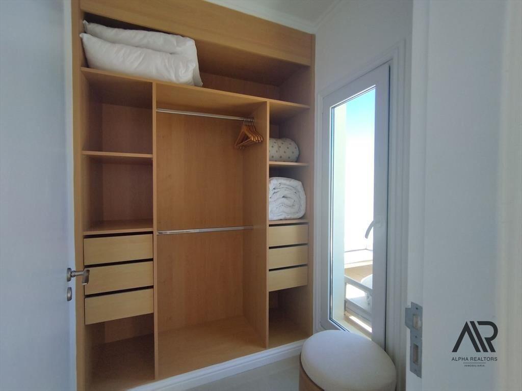 Apartamento en venta de 3 dormitorios c/ cochera en P. B...