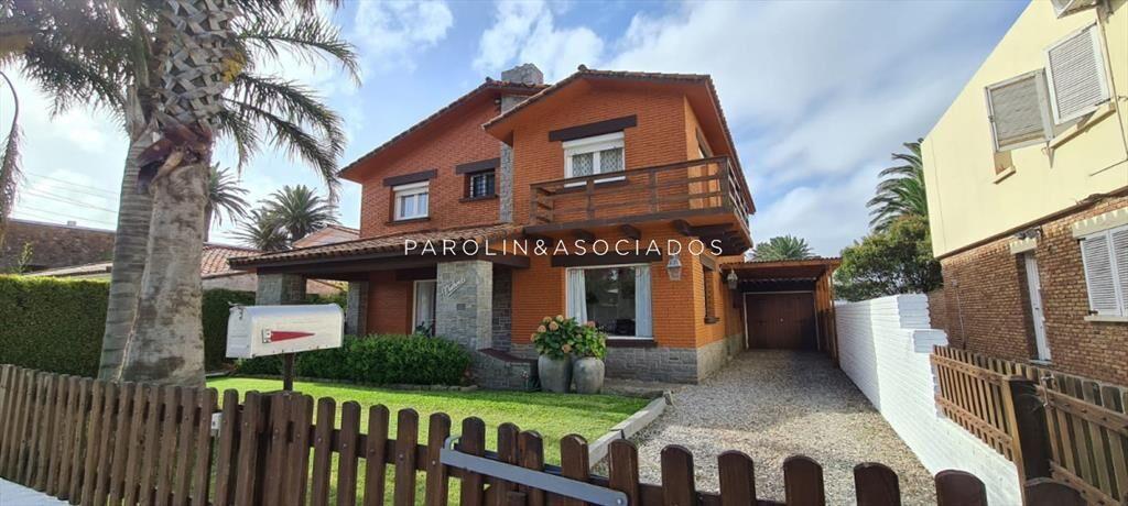 Casa en venta de 5 dormitorios en PenÃnsula de Punta del E