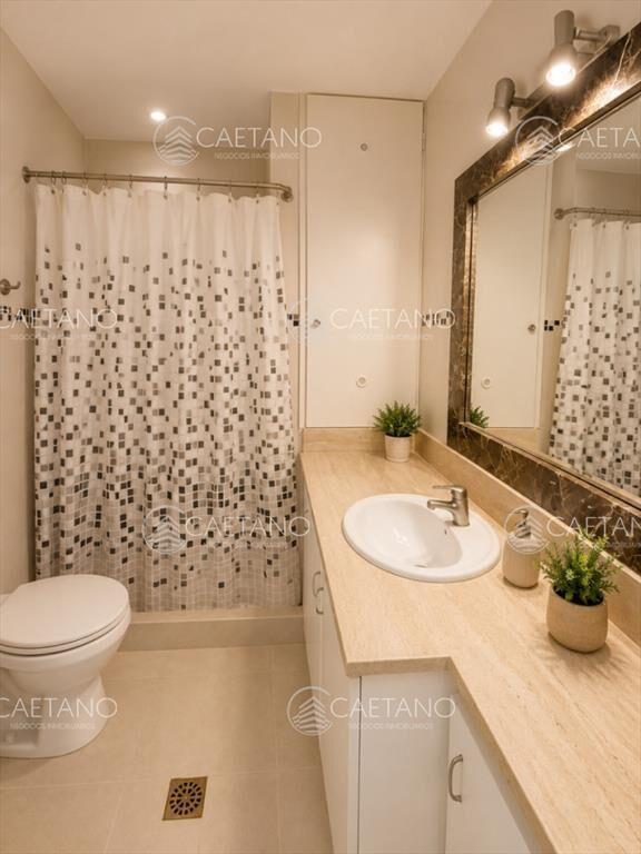 Apartamento en Venta y Alquiler, Peninsula, Punta