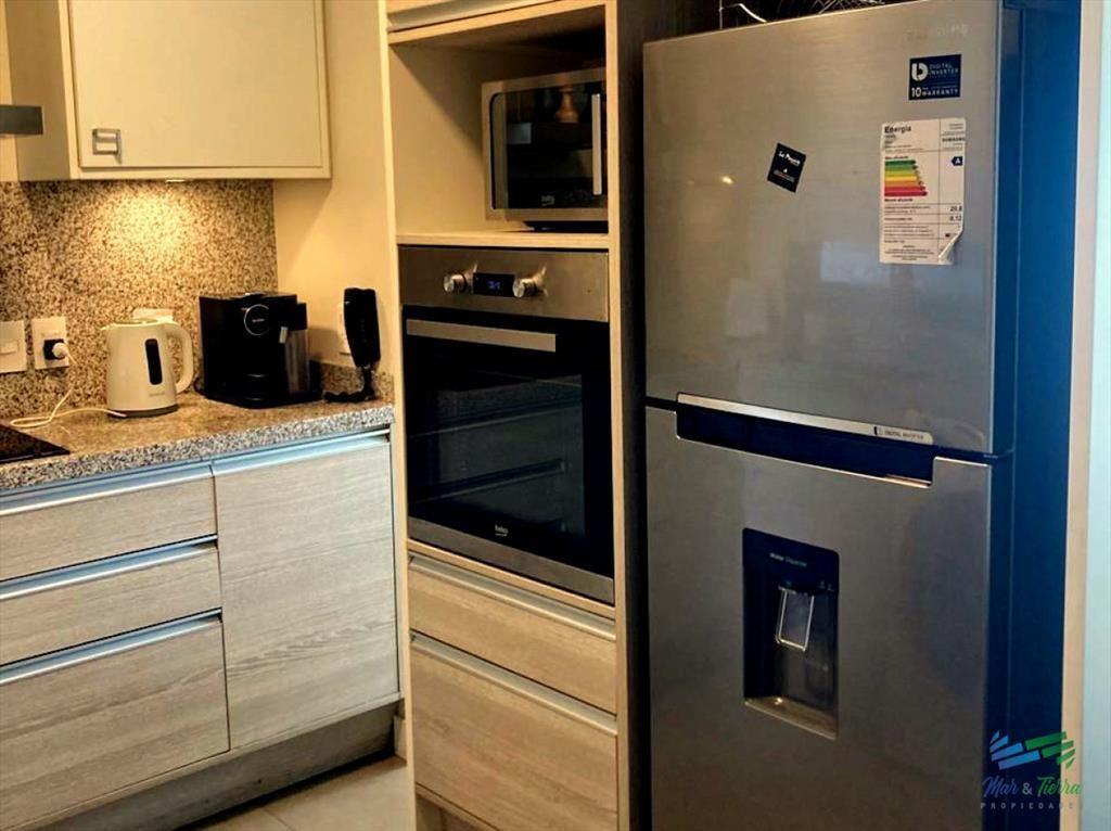 APARTAMENTO EN VENTA, DOS DORMITORIOS, EN TORRE