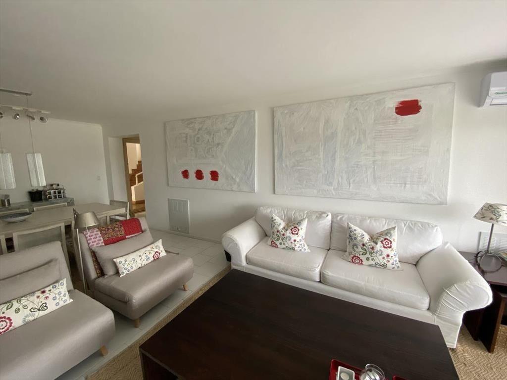 Rambla de la Brava, casi la Barra, 110 m2 , 2 dormitorios,