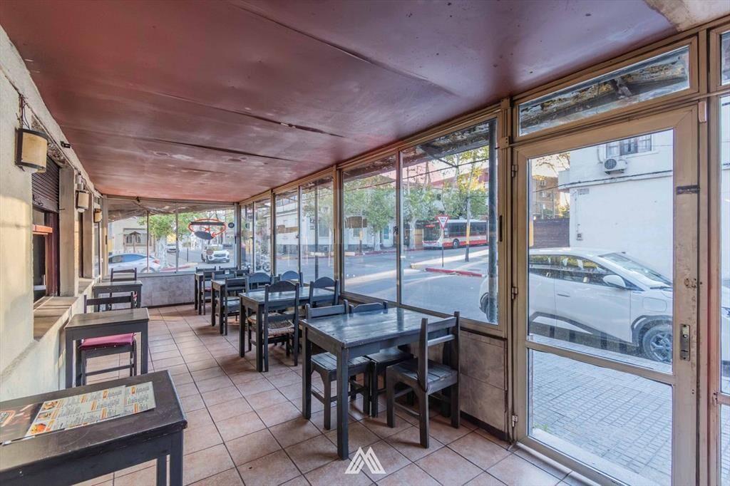 Venta Restobar 25 años de trayectoria - La Unión