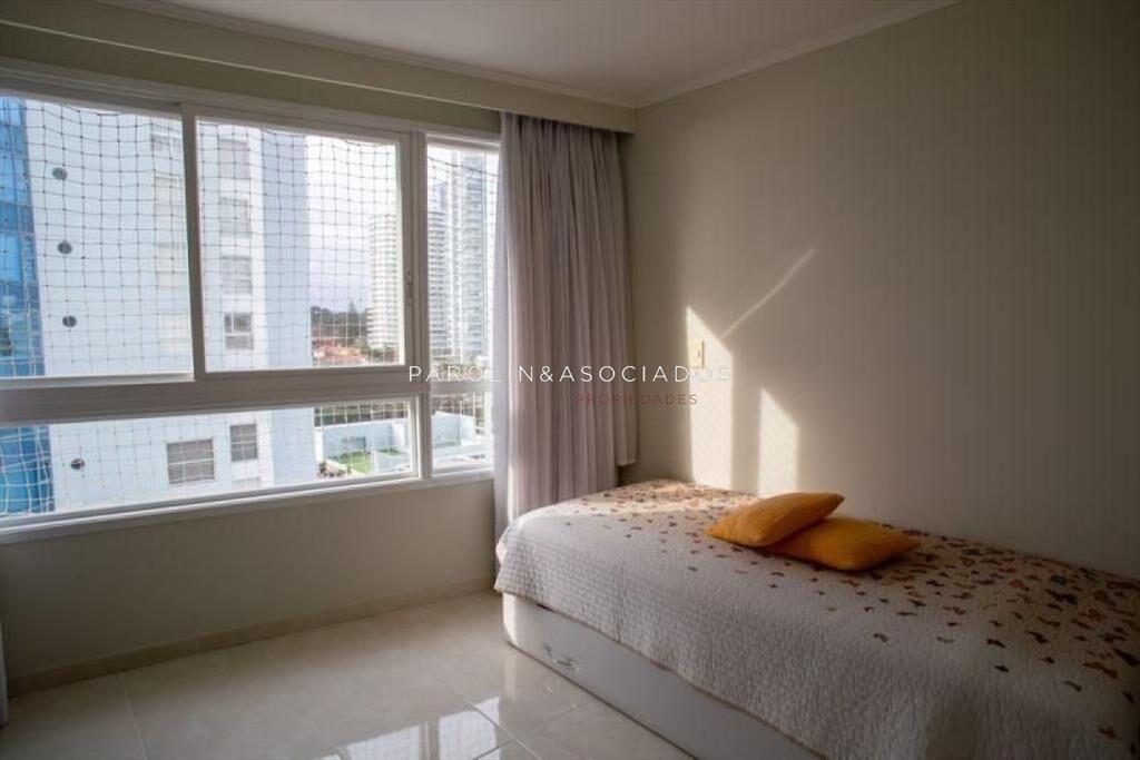 Apartamento en venta de 3 dormitorios en Tower,