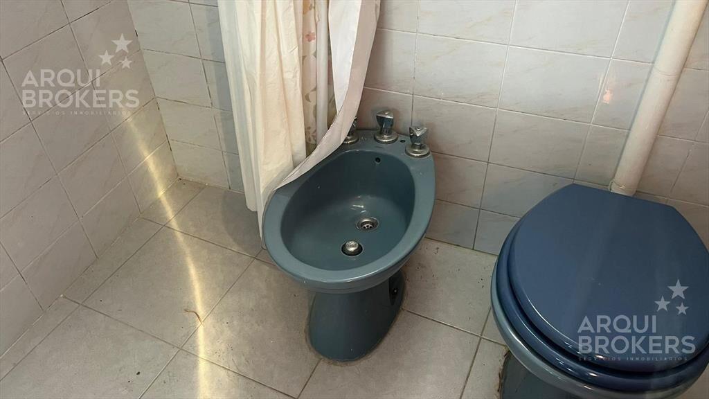 Casa de dos dormitorios en venta en Jardines del Hipódromo