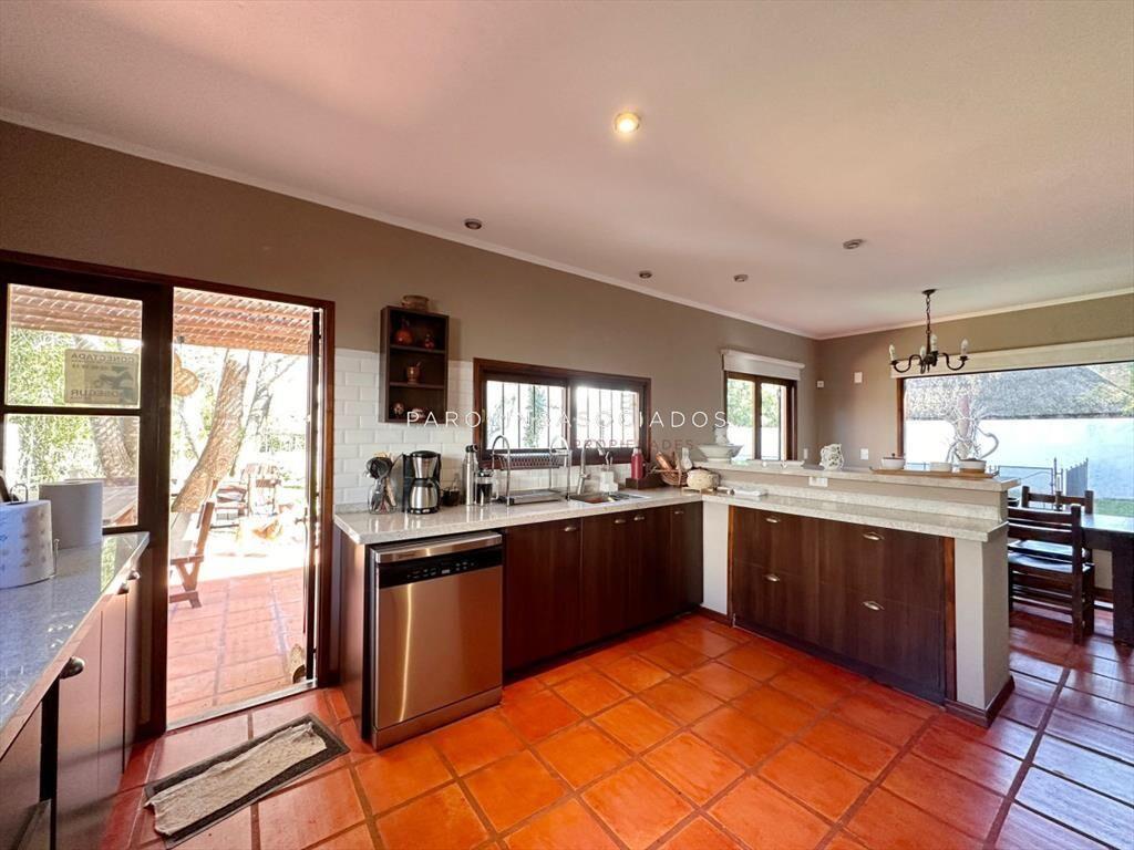 Casa de 5 dormitorios en alquiler temporal, Pinares Punta d
