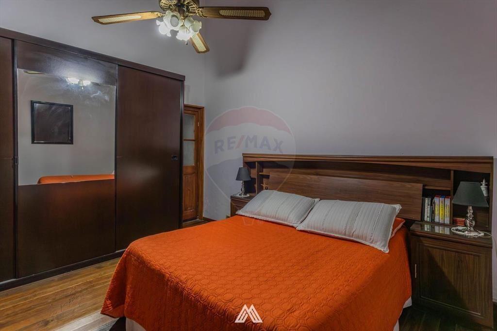 Venta casa 4 dormitorios 3 baños Tres Cruces