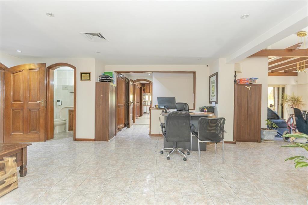 Venta de Gran casa sobre la Rambla Carrasco