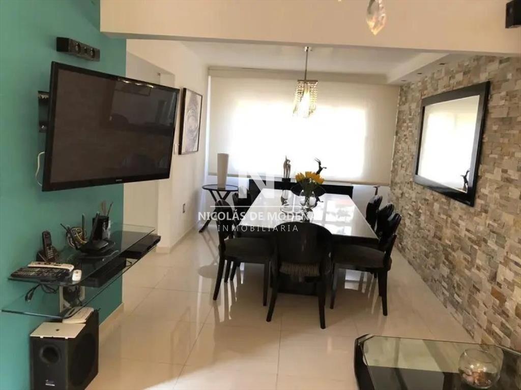 Chalet de 3 dormitorios en zona residencial