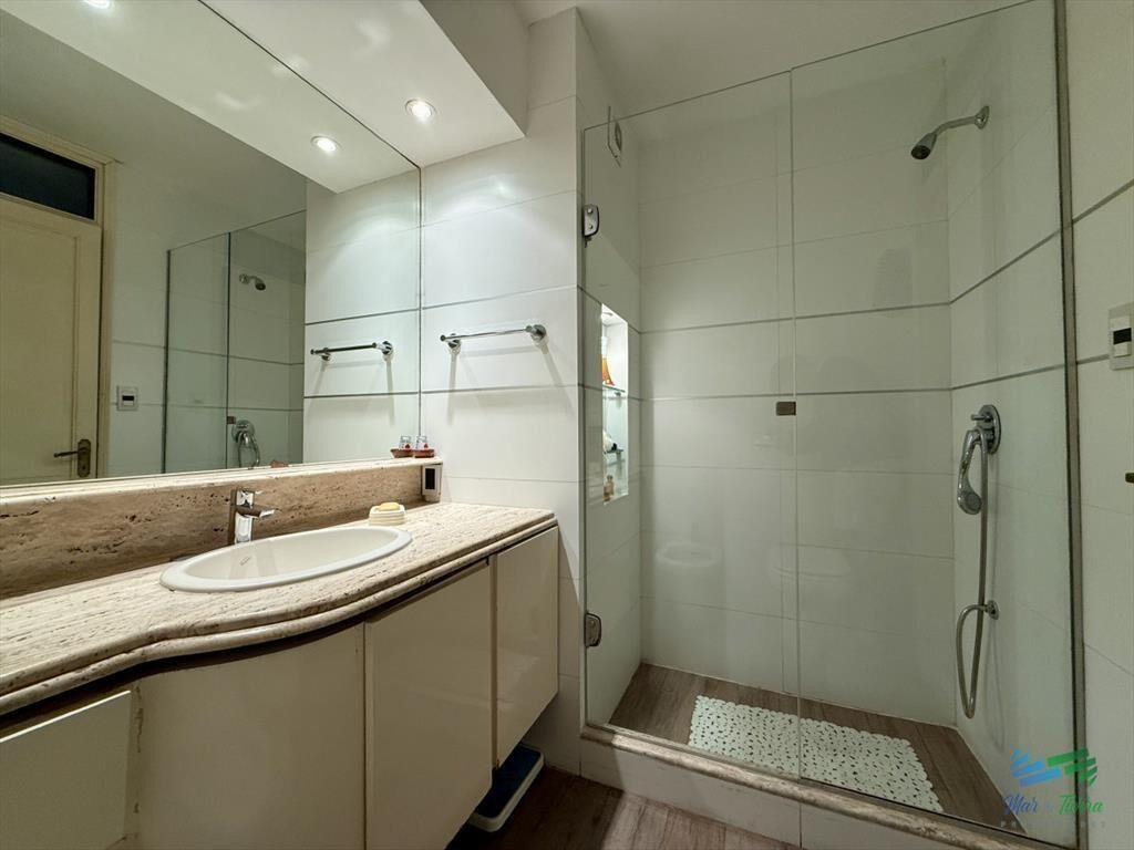 Venta apartamento 3 dormitorios frente a la brava