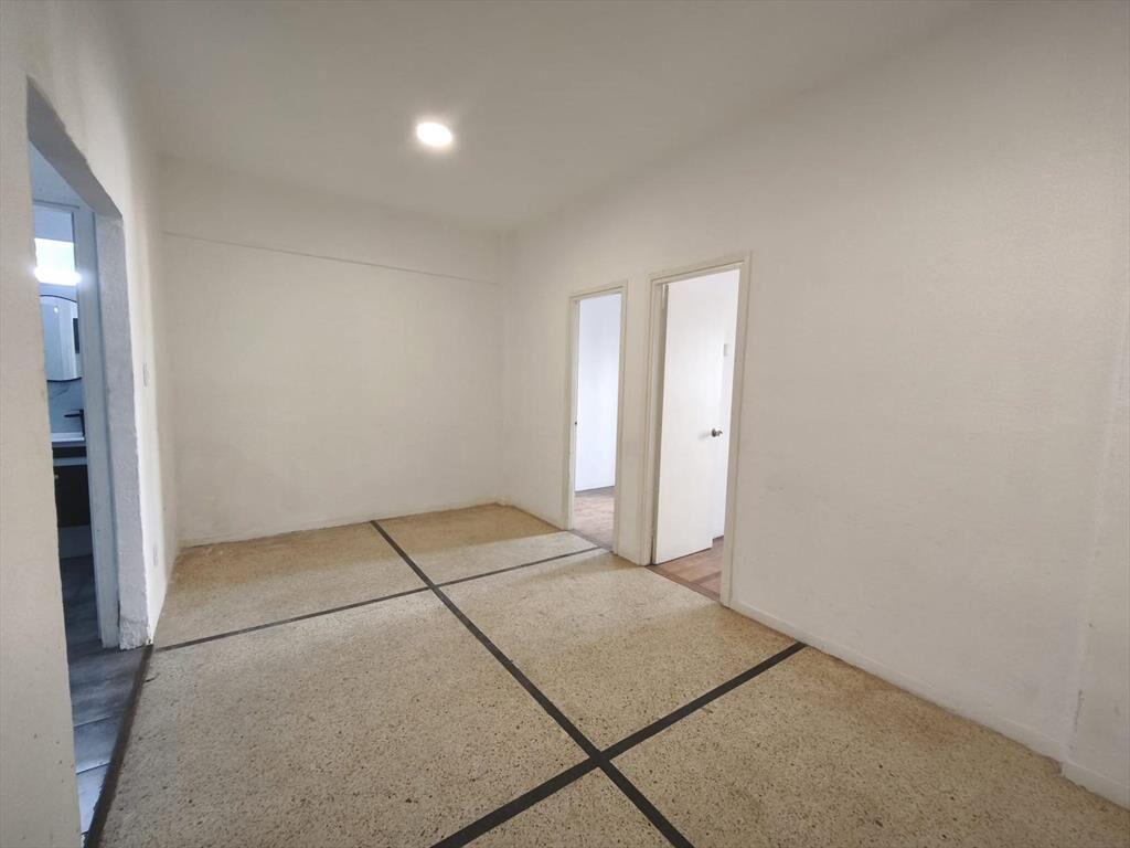 Alquiler en el Centro de Apartamento de dos Dormitorios con