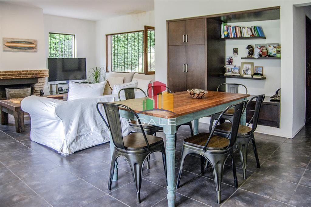 Excelente chalet de 5 dormitorios en venta a pasos de Playa