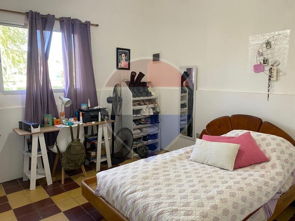 Se vende casa 2 dormitorios buena ubicación