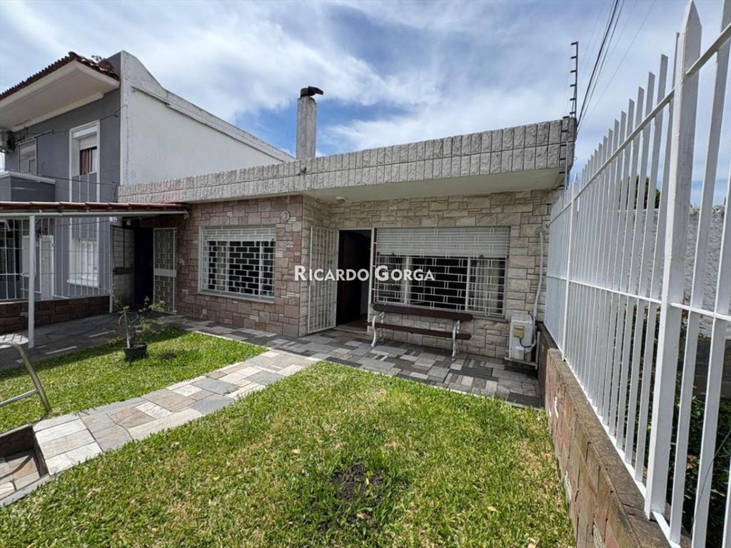 Venta Casa 3 dorm + Apto 1 dorm, cocheras y fondo c/parr...