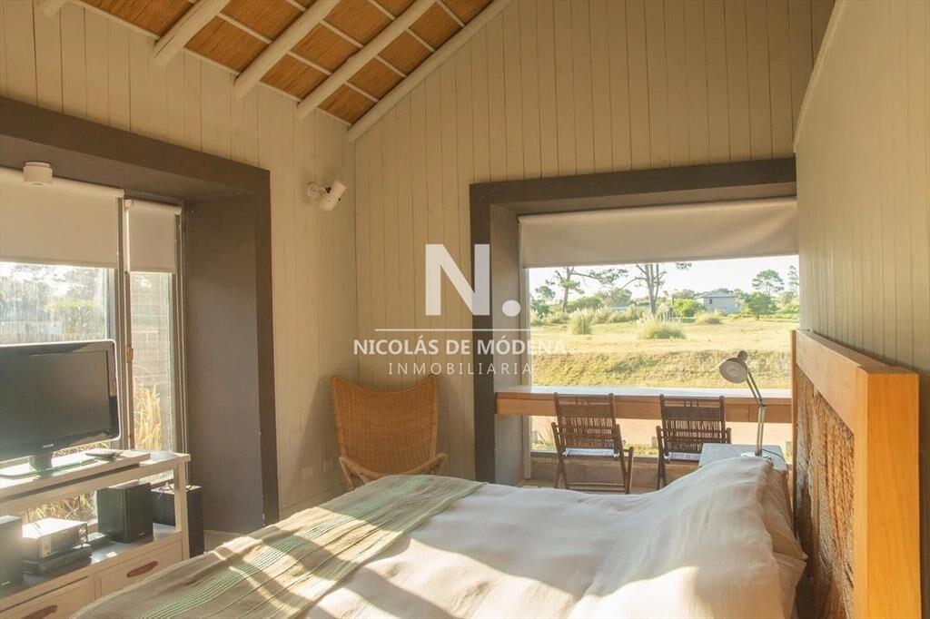 En Jose Ignacio, hermosa casa con 3 suites