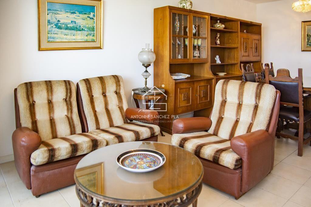 Vende apto de 2 dormitorios con vista al mar en Punta del e