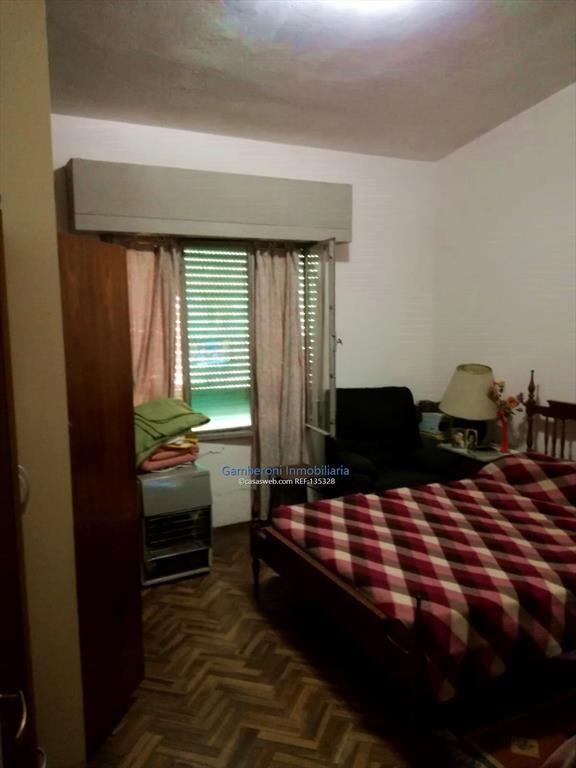 Casa en Venta en Barrio Lezica. Ideal como inversión.