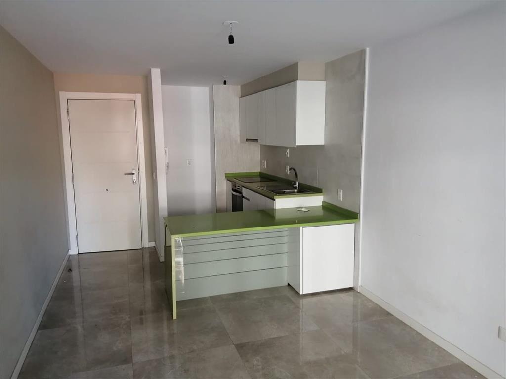 Venta apartamento con renta Cordón Sur Serrano II 201