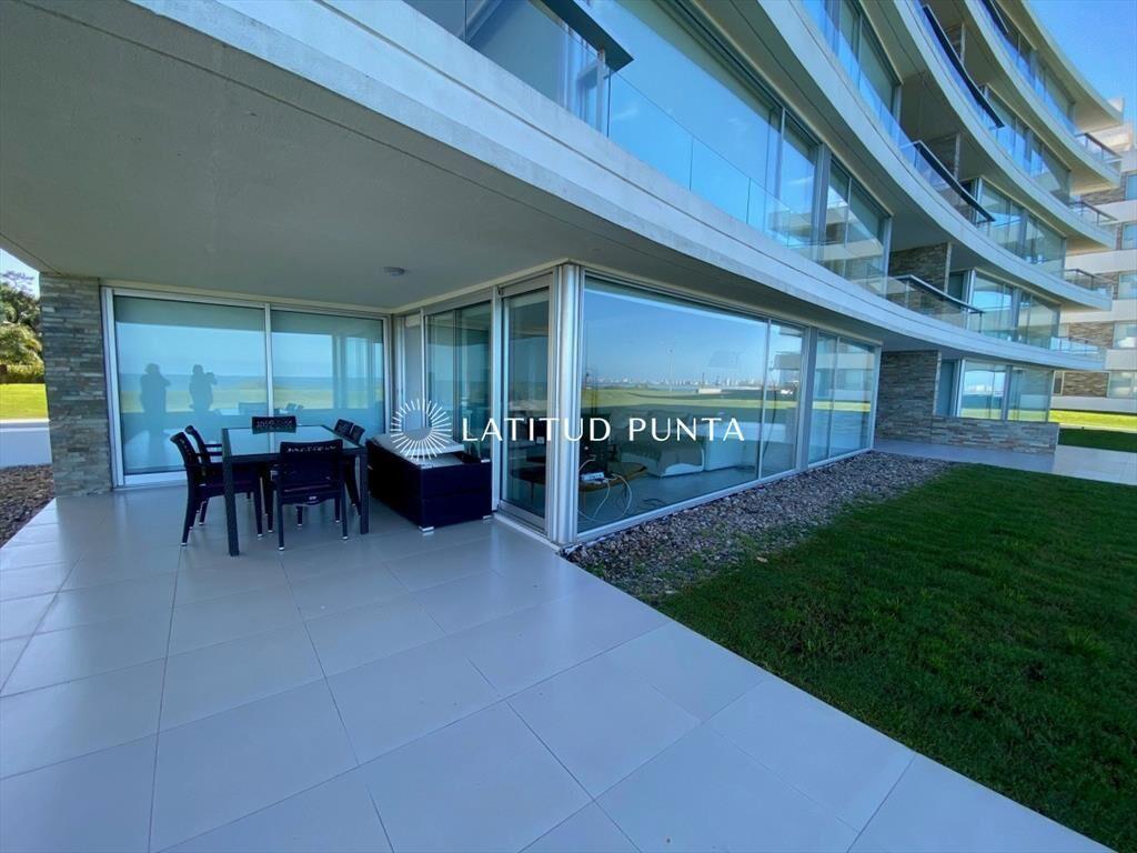 Apartamento frente al mar, 3 dormitorios más dependencia