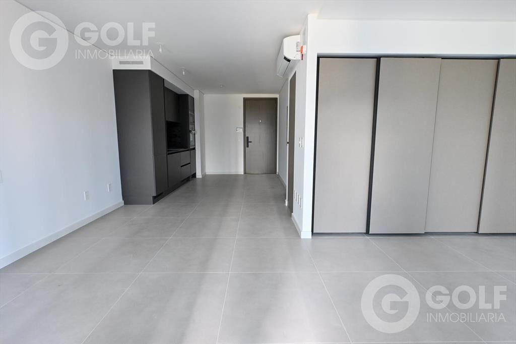 Apartamento de 1 dormitorio con garage en Cosmos Home, a pa