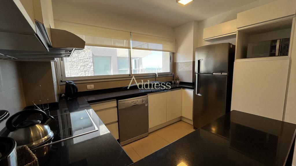 Apartamento en venta - Playa Brava, primera