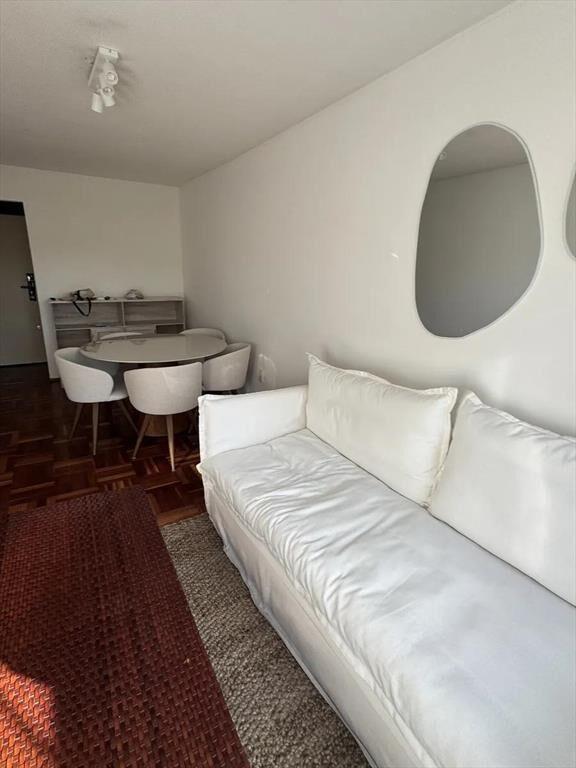 Apartamento en alquiler 2 dormitorios bien ubicado pocitos