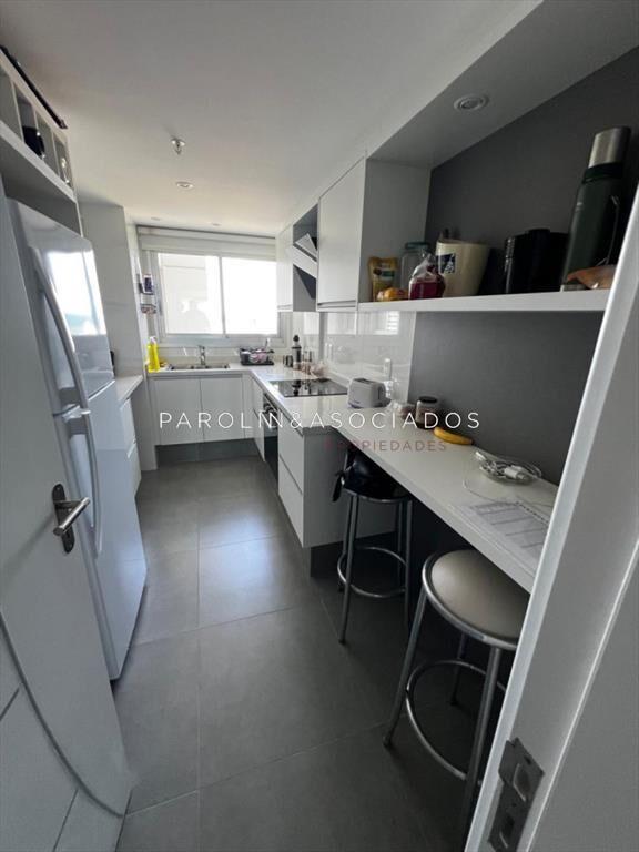 Apartamento de 2 dormitorios en venta en Miami