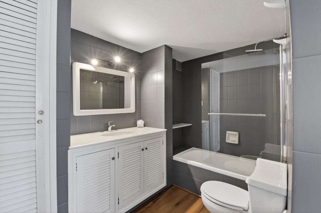 Apartamento en venta c/ cochera en Península
