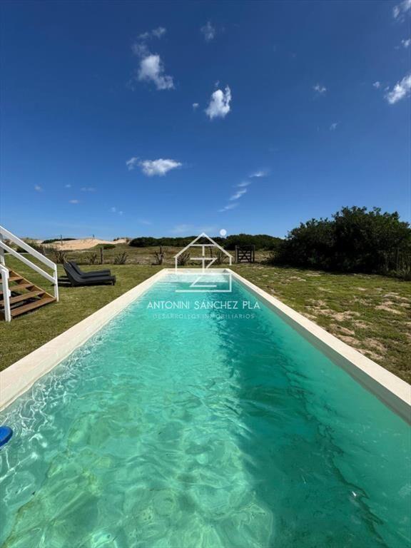 Venta casa en zona Chihuahua Punta Ballena