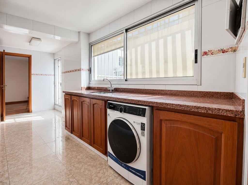 Alquiler Apartamento Rambla Punta Carretas 4 Dorm