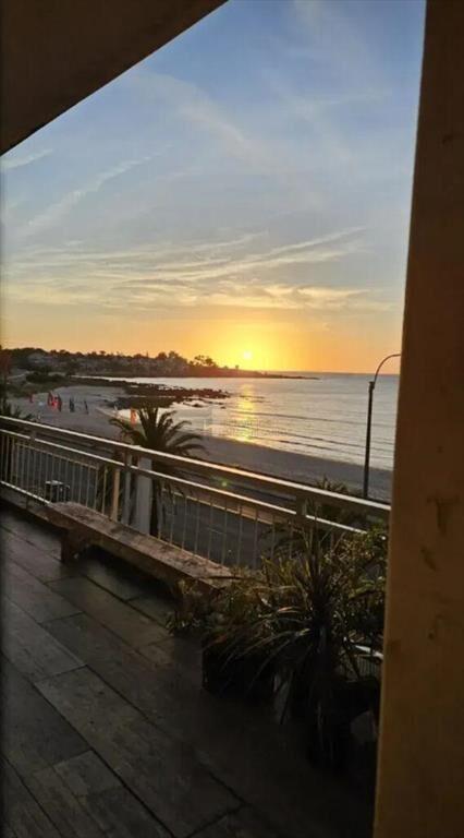 ei alquila Apartamento de dos dormitorios y garage en la ra