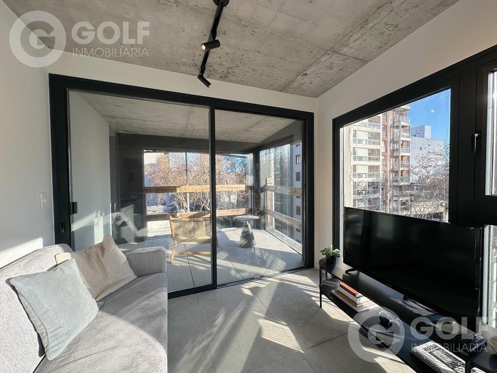 VENTA DE APARTAMENTO 2 DORMITORIOS Y TERRAZA EN CENTRO