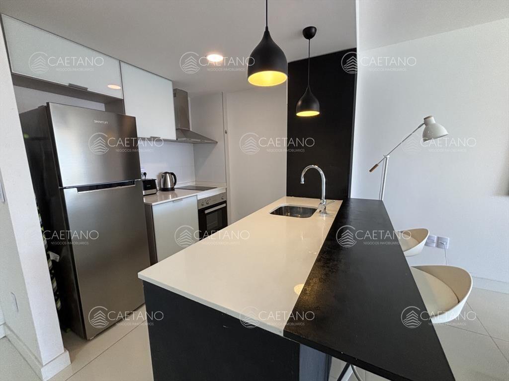 Venta - Parada 3 Mansa. Av. Chiverta casi a