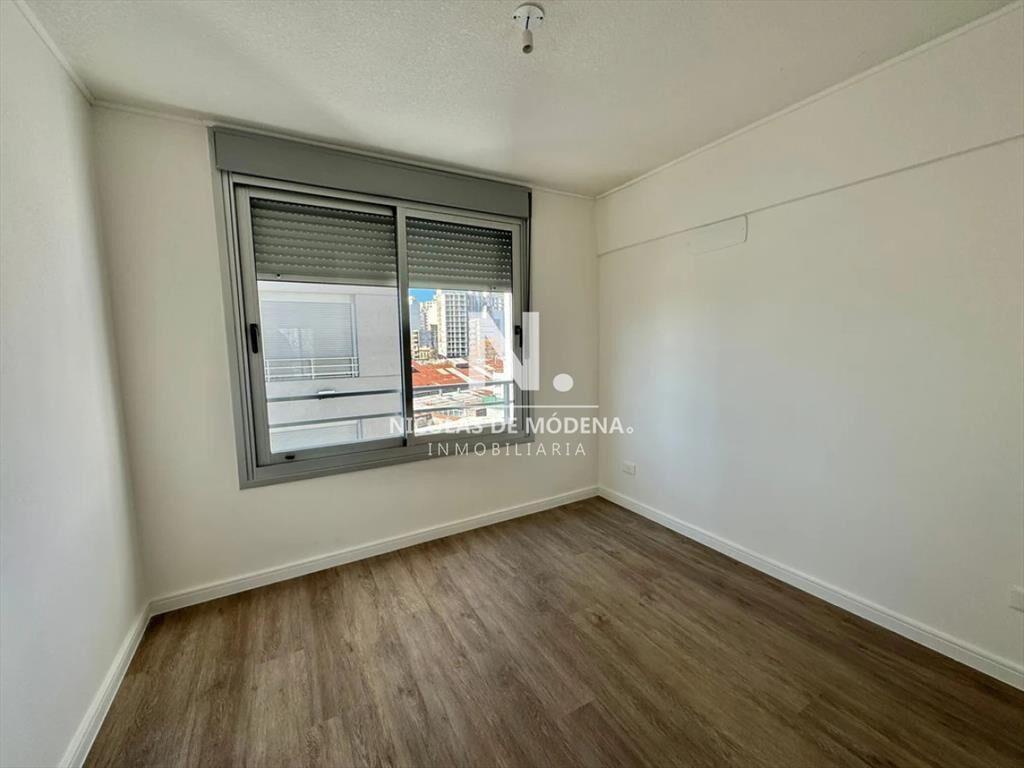Apartamento 1 Dormitorio con Renta en Tres Cruces - Montevi