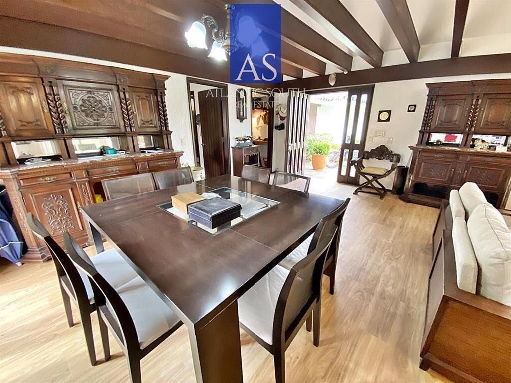 Casa 4 dormitorios en venta en Playa Mansa!!