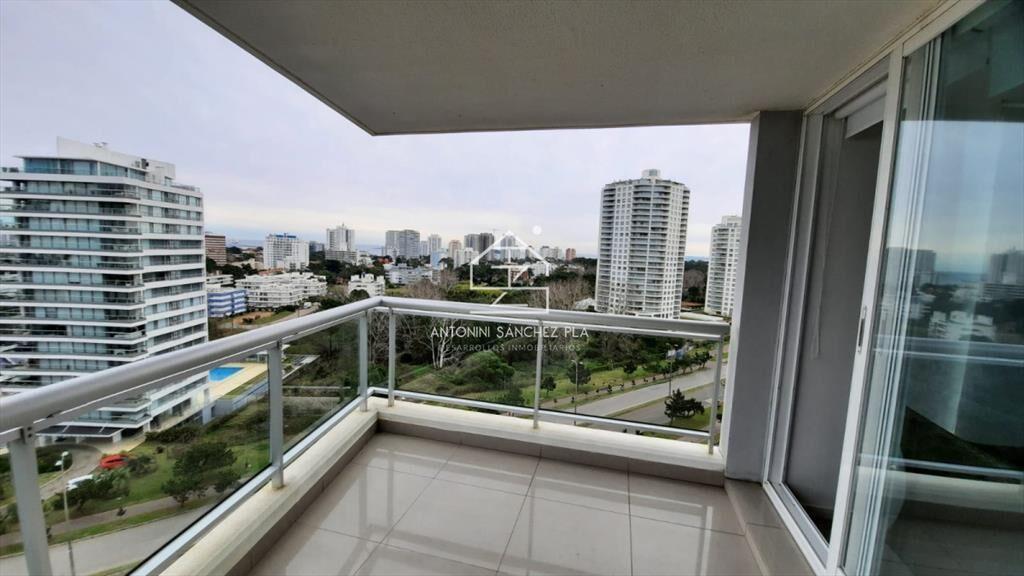 EXCELENTE APARTAMENTO EN ROOSEVELT