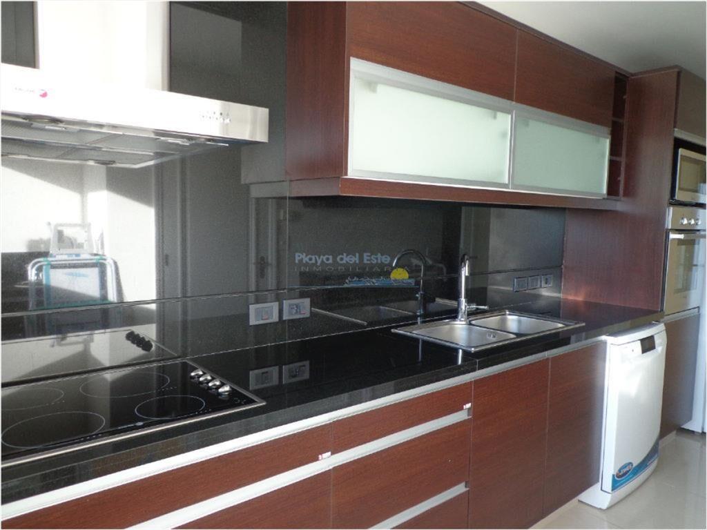 Apartamento en venta de 2 dormitorios en Punta ,